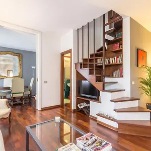 Apartment Dadahome Elegante Vicino Al Centro